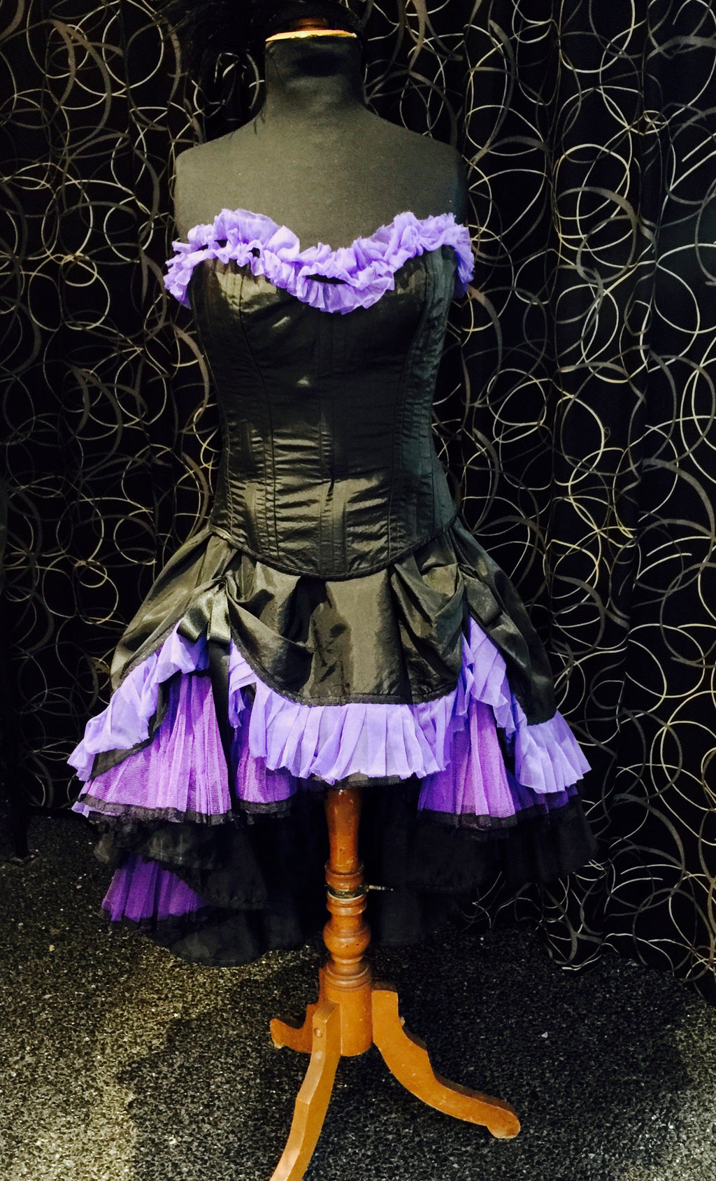 Burlesque Dancer Girl Purple